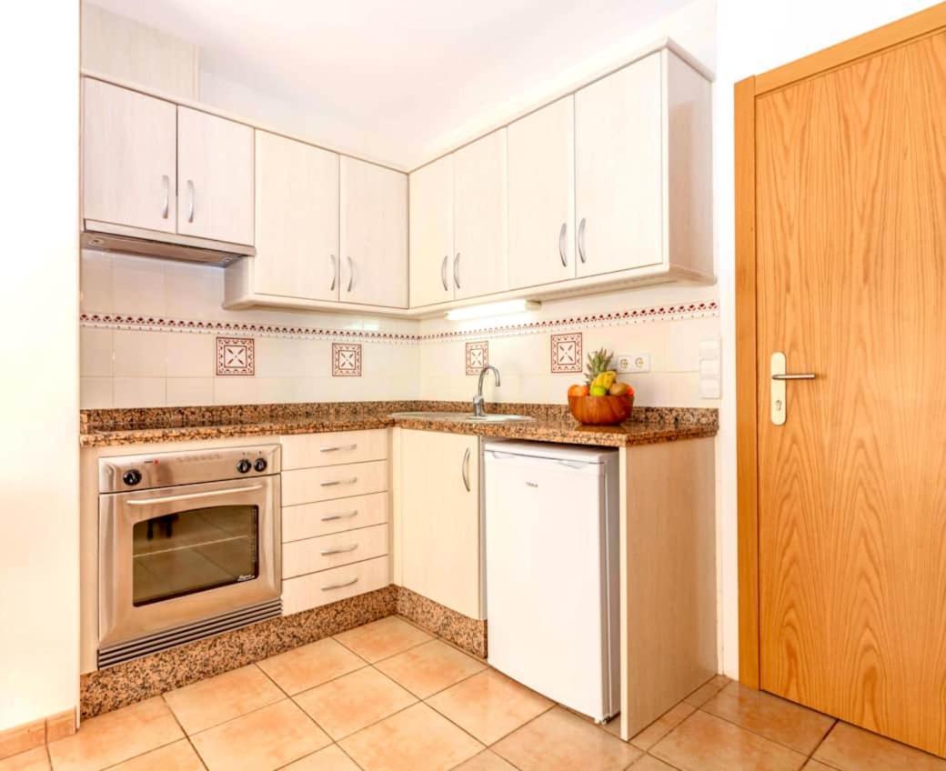 Apartamento Sa Varadero 2S Vista Mare Laterale Lägenhet Es Pujols Exteriör bild
